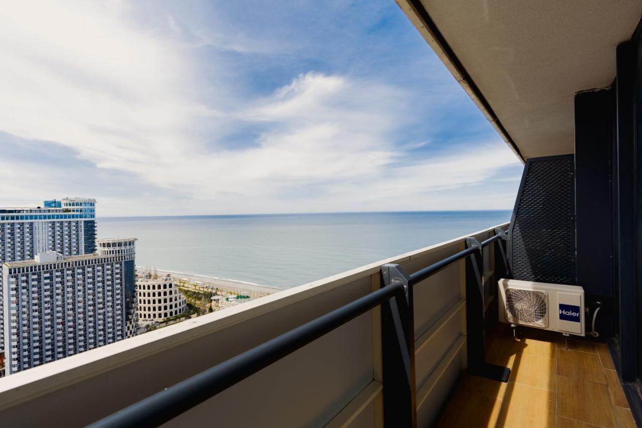Gc Apartments Батуми Экстерьер фото