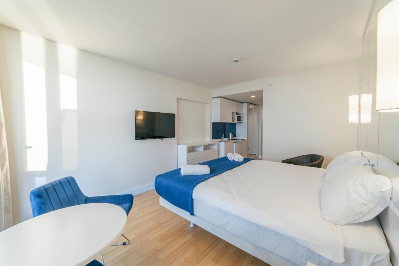 Gc Apartments Батуми Экстерьер фото