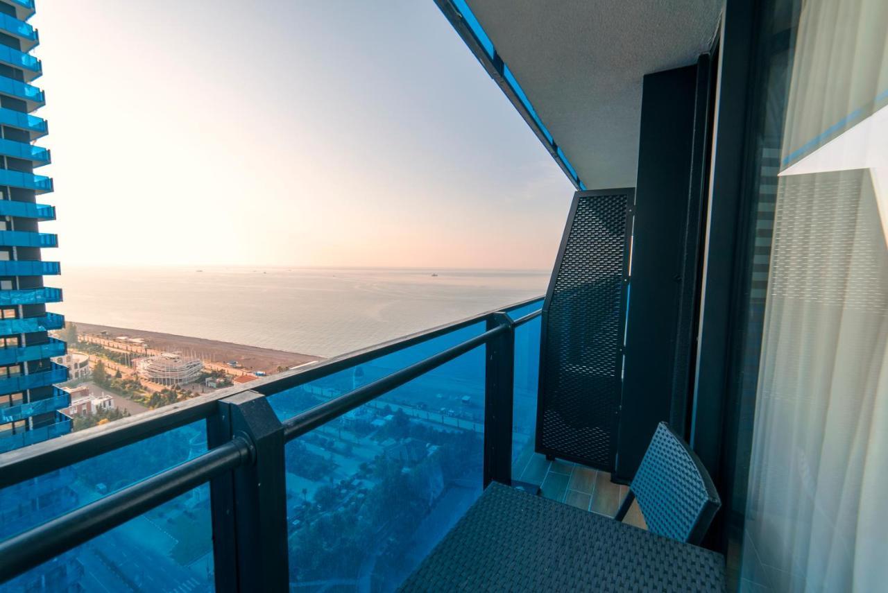 Gc Apartments Батуми Экстерьер фото