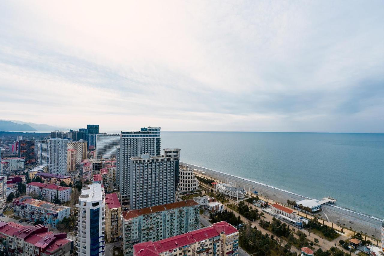 Gc Apartments Батуми Экстерьер фото