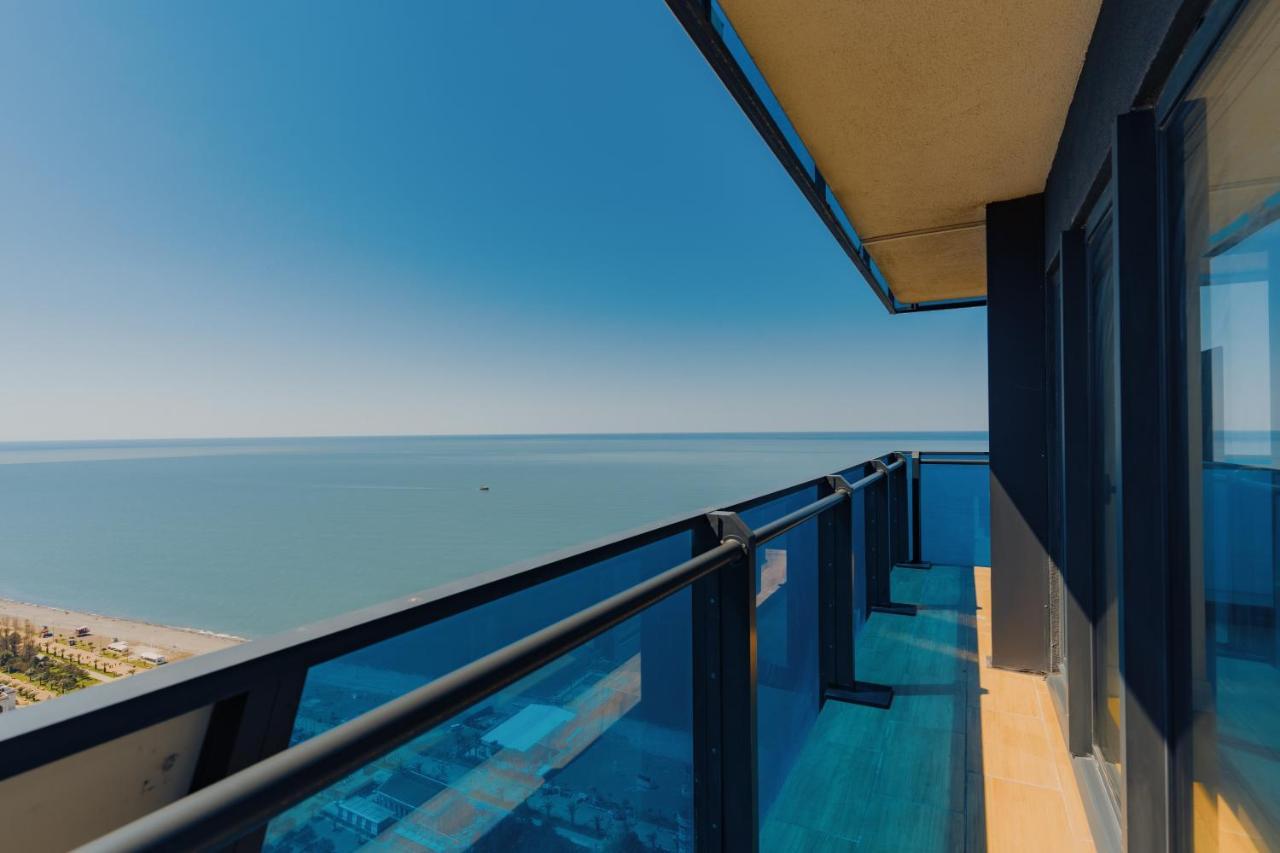 Gc Apartments Батуми Экстерьер фото